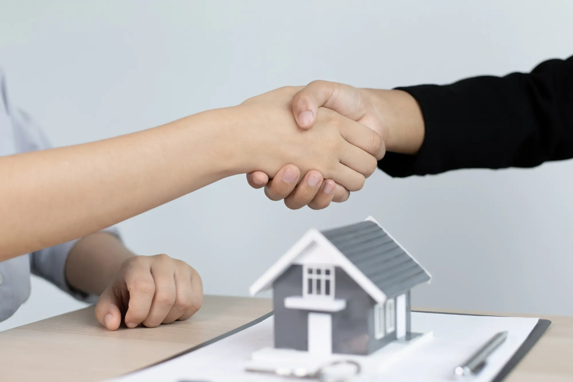 How to Attract Buyers and Sell Your Home for Cash How to Attract Buyers and Sell Your Home for Cash