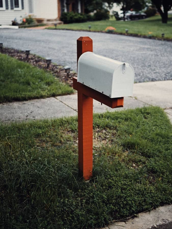 How To Install, Repair or Replace A Damaged Mailbox